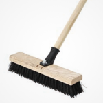 Wooden handle brush 6852