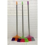 Broom C-019B